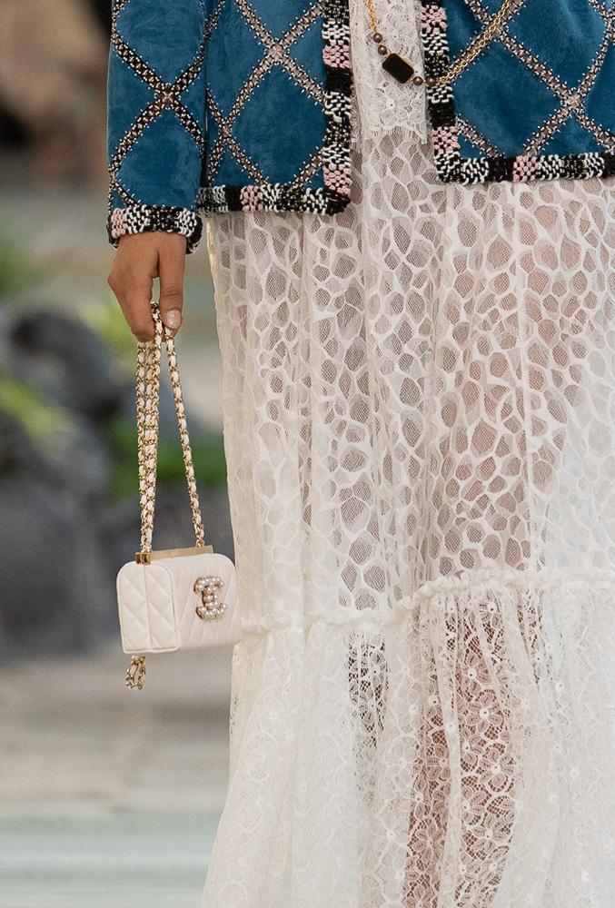 Chanel Métiers d'Art 2023 is a Bold Ode to the Seventies - PurseBlog