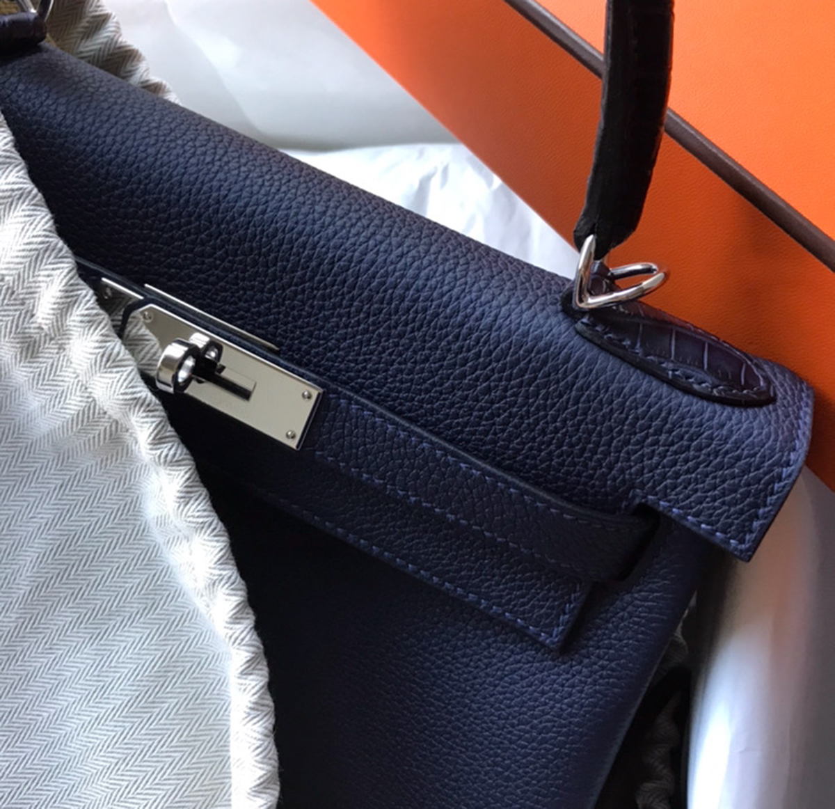 Hermes Kelly 25 Touch Black Togo/Lezard Niloticus Gold Hardware