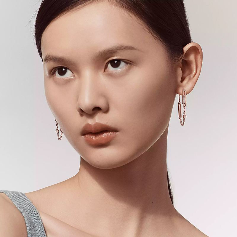 Chaine d'Ancre Chaos Earrings in Rose Gold. Photo via Hermes.com