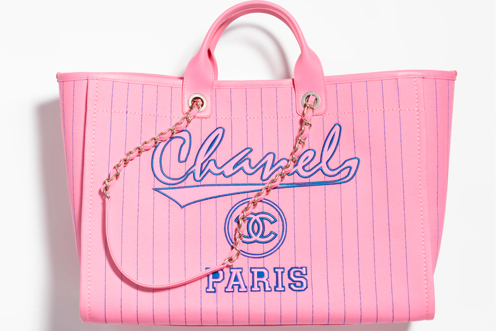 Chanel Maxi Shopper Pink