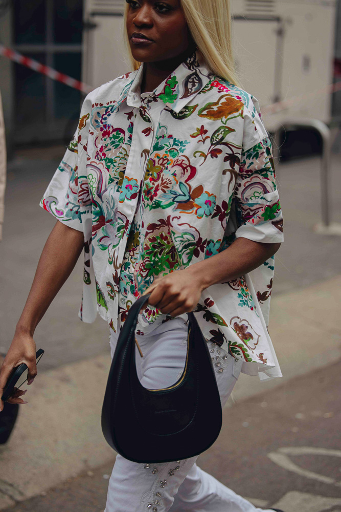 Best Street Style Bags of MFW Day 1 2 Best Street Style Bags of MFW Day 1 2