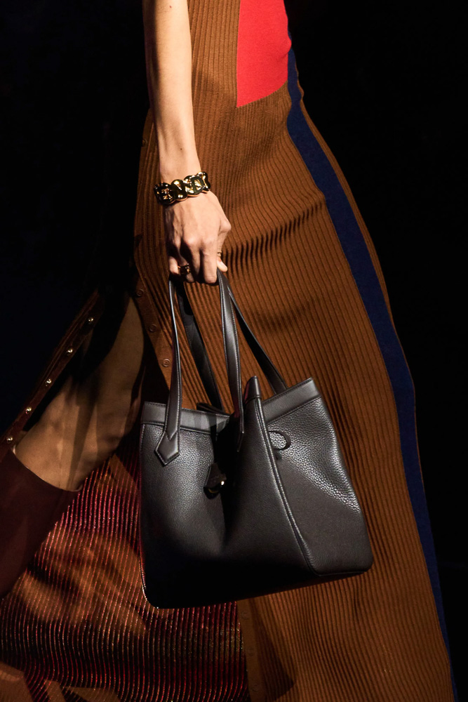 Fendi ブラウンレザートートバッグ FENDI フェンディ バッグ レディース 2WAY トートバッグ