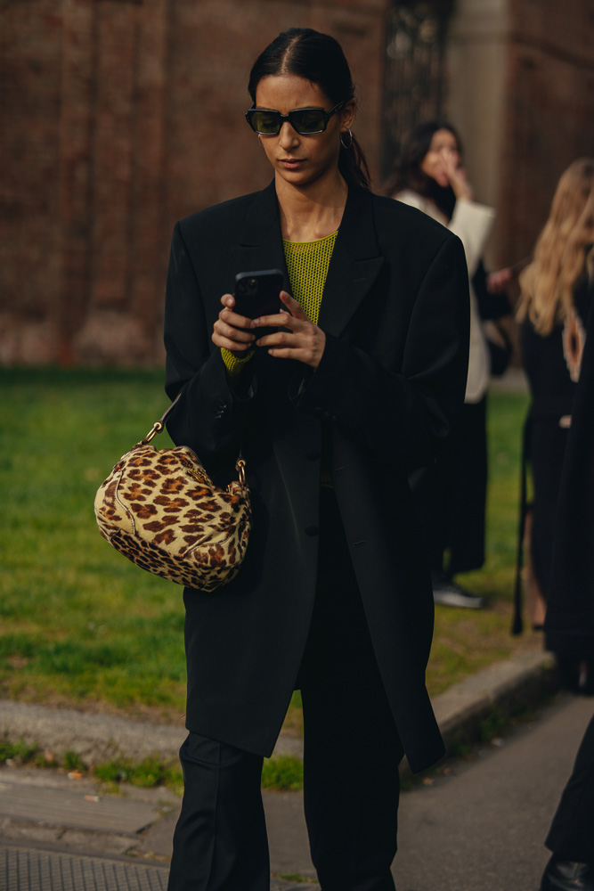 Woman with Louis Vuitton Backpack and Brown Fur Coat before Dsquared 2  Fashion Show, Milan Fashion Week Street Editorial Stock Photo - Image of  luxury, show: 194562043