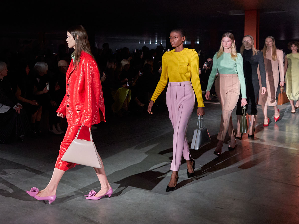 Fashion Review: Louis Vuitton, Loewe, Hermes Feb 2023 - The New