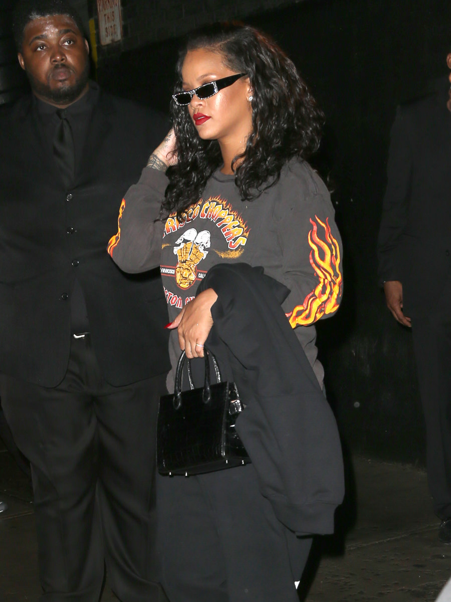 Rihanna Carries Louis Vuitton Bag Designed by Franky Gehry - PurseBlog
