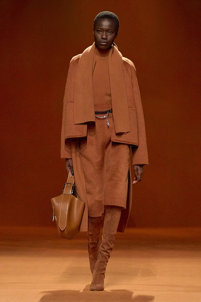 Hermes AW23 Look 21b. Photo via Vogue.com