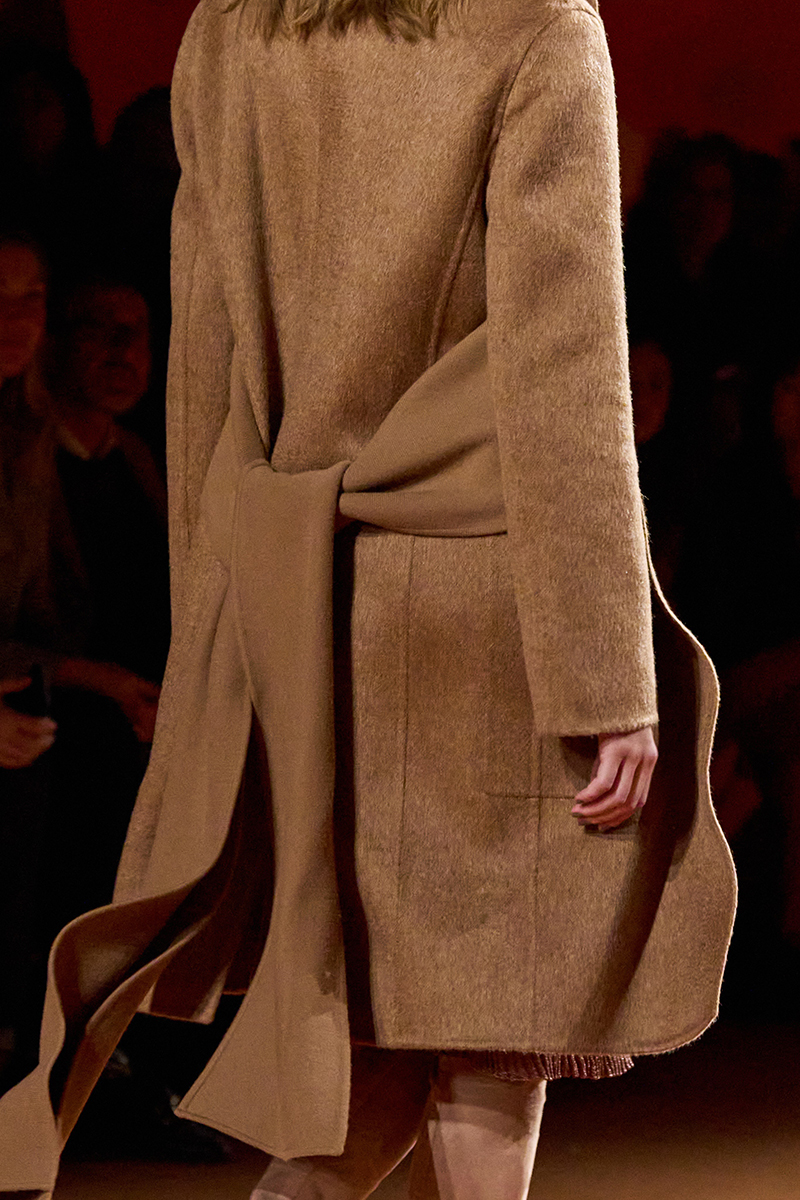 Hermes AW23 Look 24b. Photo via Vogue.com