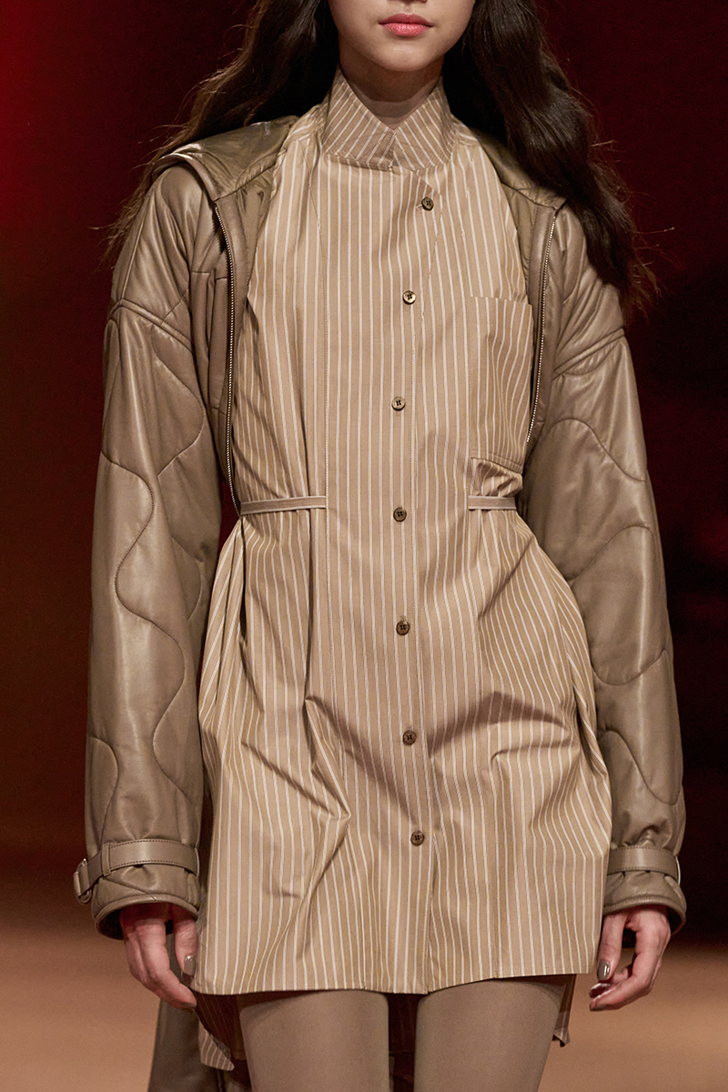 Hermes AW23 Look 35. Photo via Vogue.com