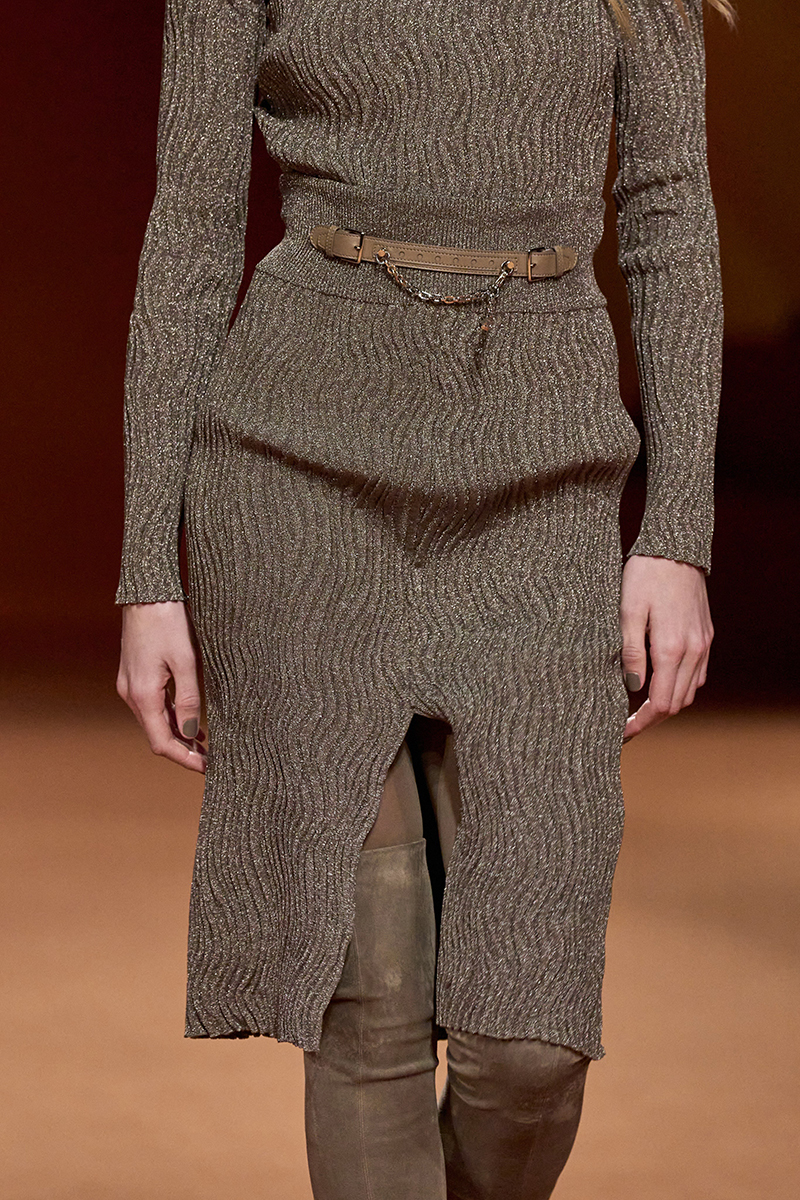 Hermes AW23 Look 39. Photo via Vogue.com