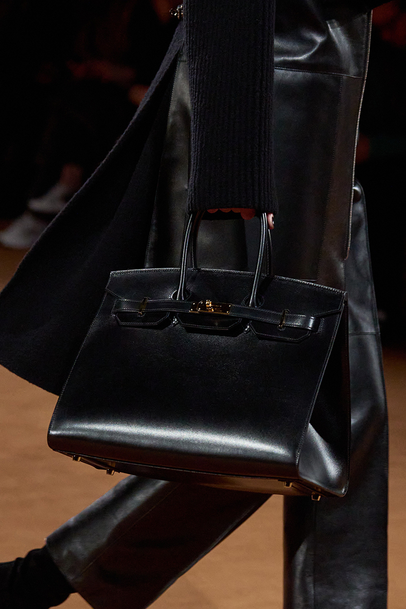 A Noir Birkin in Boxcalf (Look 44). Photo via Vogue.com