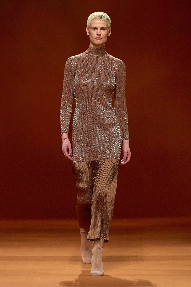 Hermes AW23 Look 52b. Photo via Vogue.com