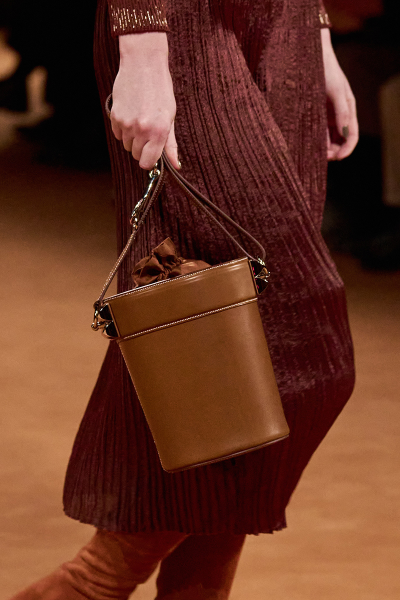 A Sac Medor So in Box with CDC Hardware (Look 57). Photo via Vogue.com