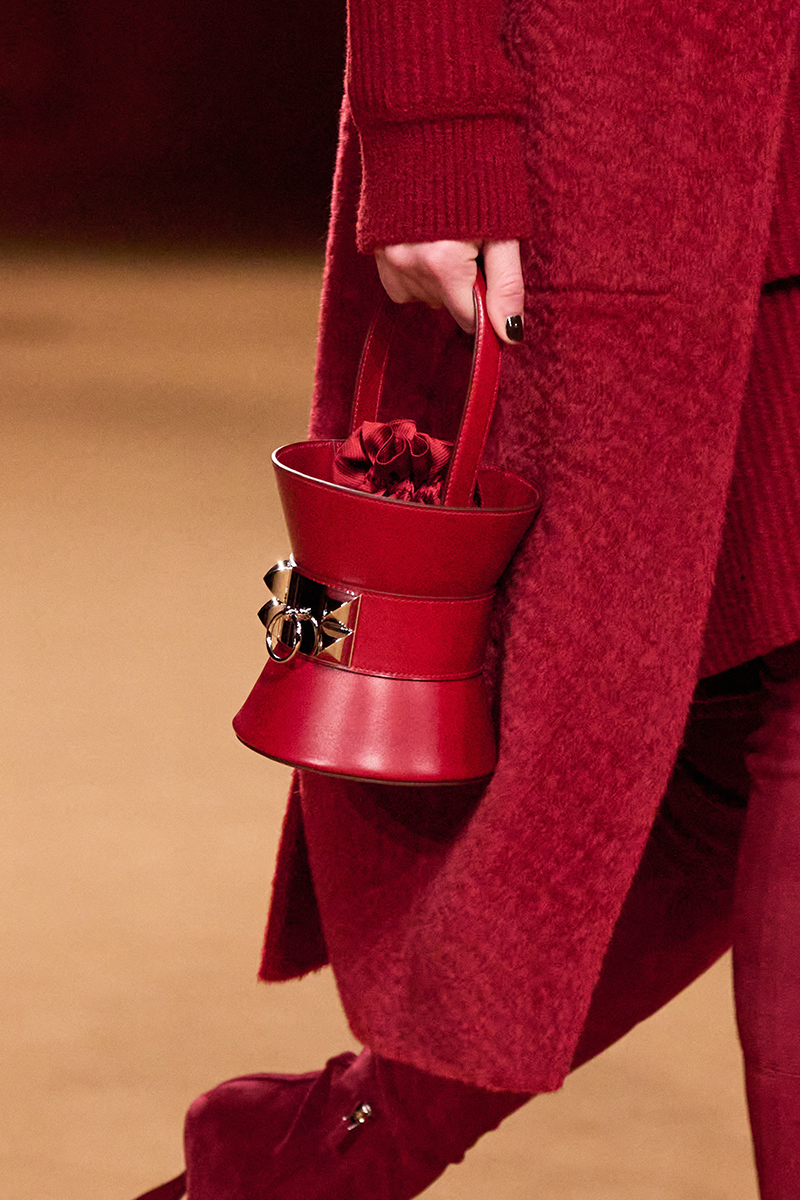 Fashion Review: Louis Vuitton, Loewe, Hermes Feb 2023 - The New