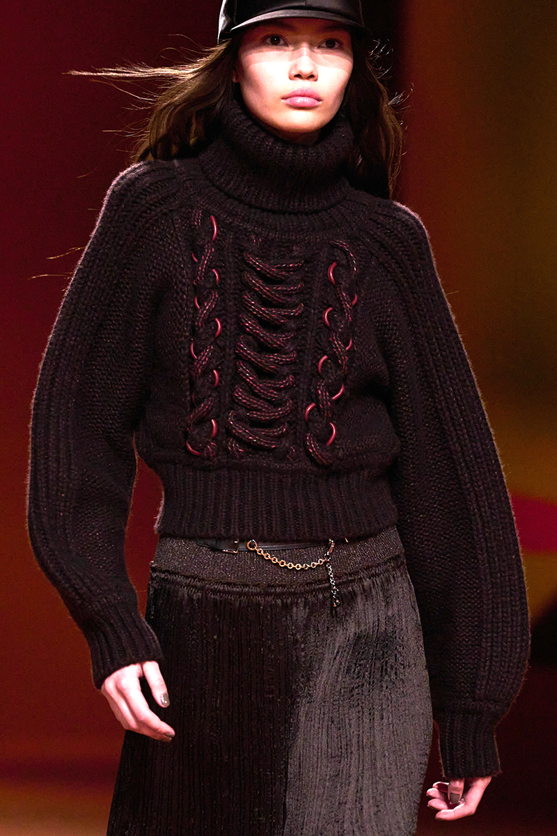 Hermes AW23 Look 8. Photo via Vogue.com