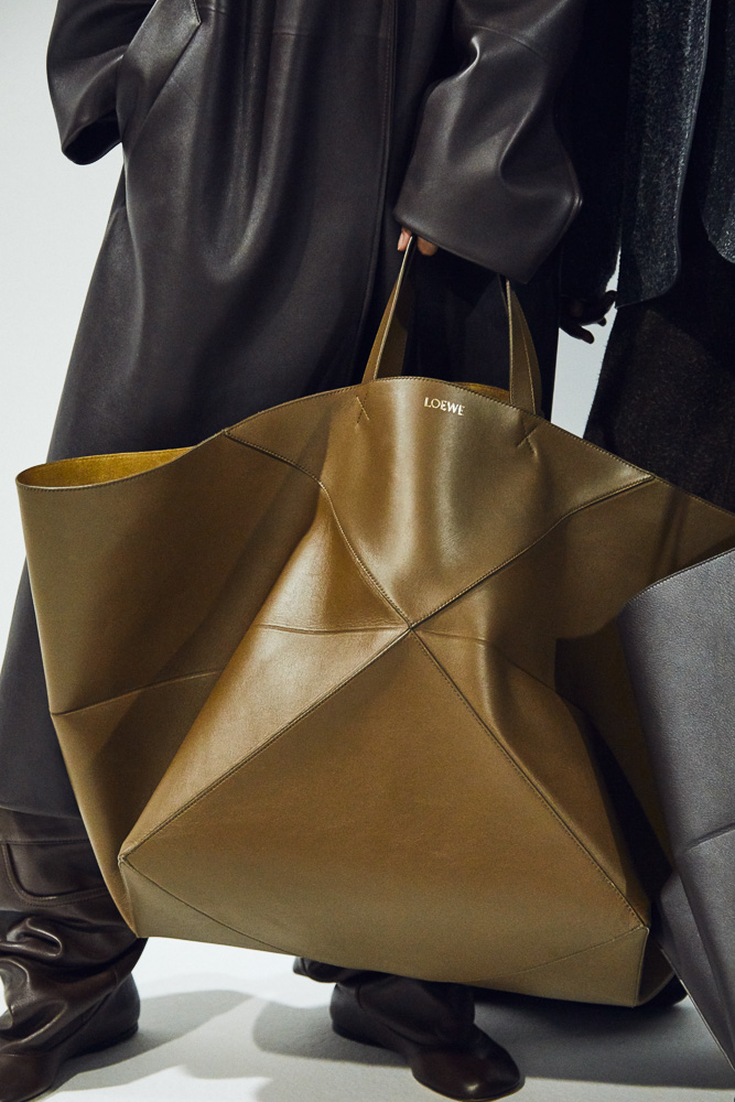 Loewe Tried to Seduce Us With the Launch of 2 New Bags and It Worked