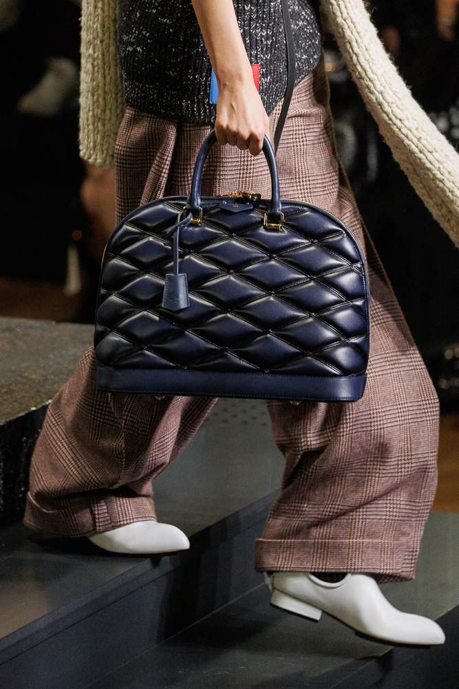 Louis Vuitton's Fall 2016 Bags Introduced New Shapes and Prints - PurseBlog