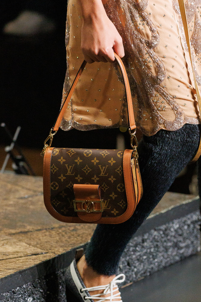 Louis Vuitton's Fall 2016 Bags Introduced New Shapes and Prints - PurseBlog