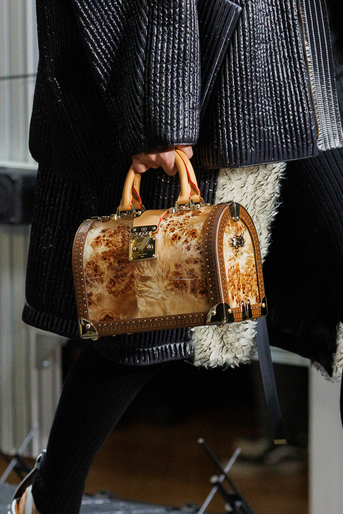 Louis Vuitton Fall 2023 Runway Bags 19 Louis Vuitton Fall 2023 Runway Bags 19