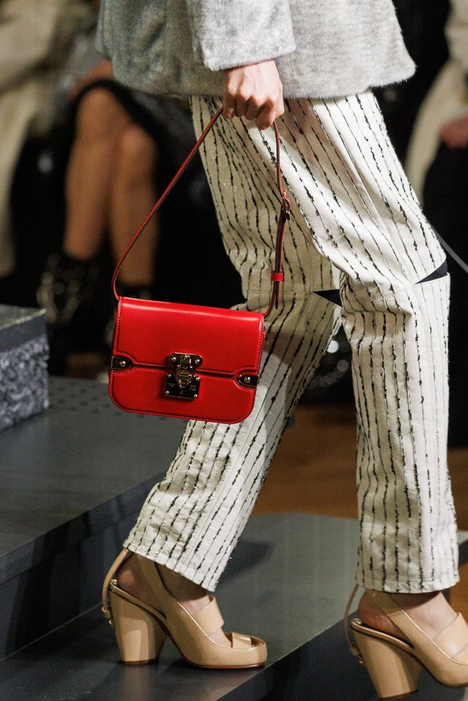 Louis Vuitton's Spring 2019 Show Explored All the Different Shapes a Handbag  Could Possibly Be - PurseBlog