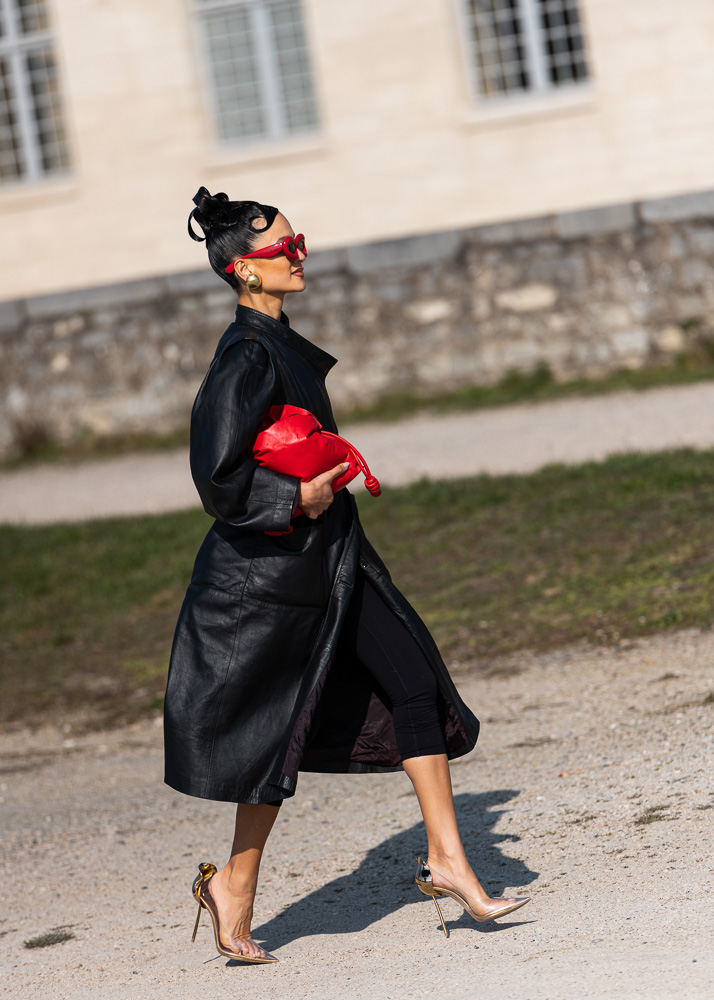 PFW Fall 2023 Street Style Day 3 13