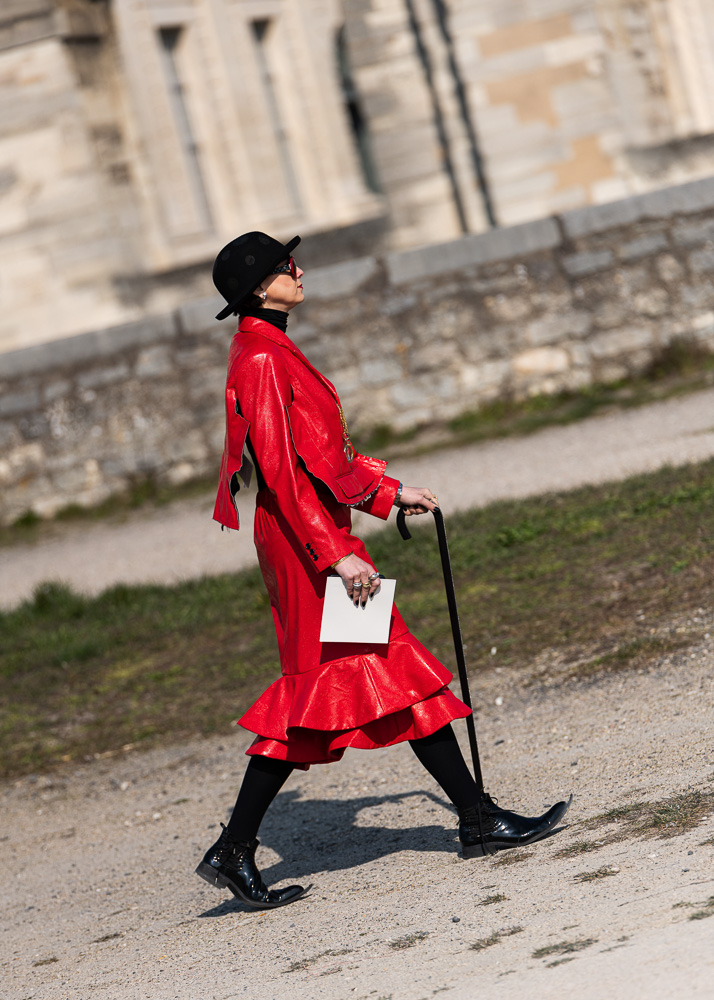 PFW Fall 2023 Street Style Day 3 15