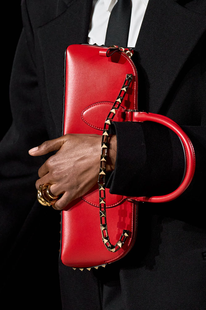 Valentino Fall 2023 Red Top Handle Valentino Fall 2023 Red Top Handle