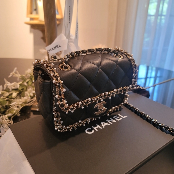 NEW CHANEL 2023 Jumbo Classic Caviar Double Flap Black Bag Gold CC HWR  MICROCHIP