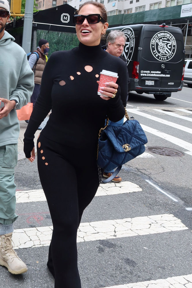 ASHLEY GRAHAM NYC Chanel 19