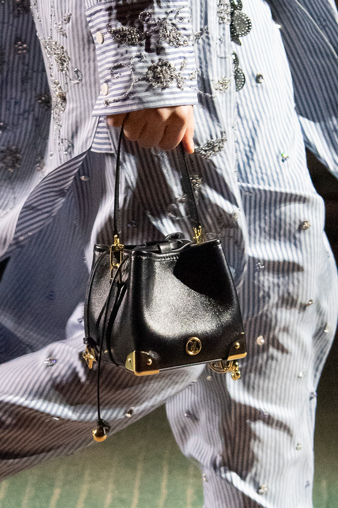 Big is the Name of the Game for Louis Vuitton's Spring 2023 Handbags -  PurseBop