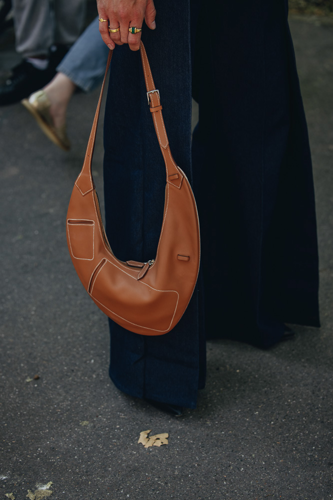 chanel maxi red