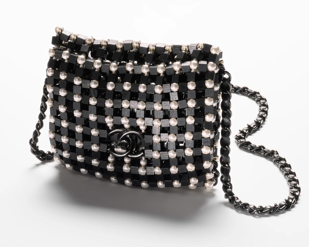 First Look: Chanel's Métiers d'Art 2021 Bags - PurseBlog