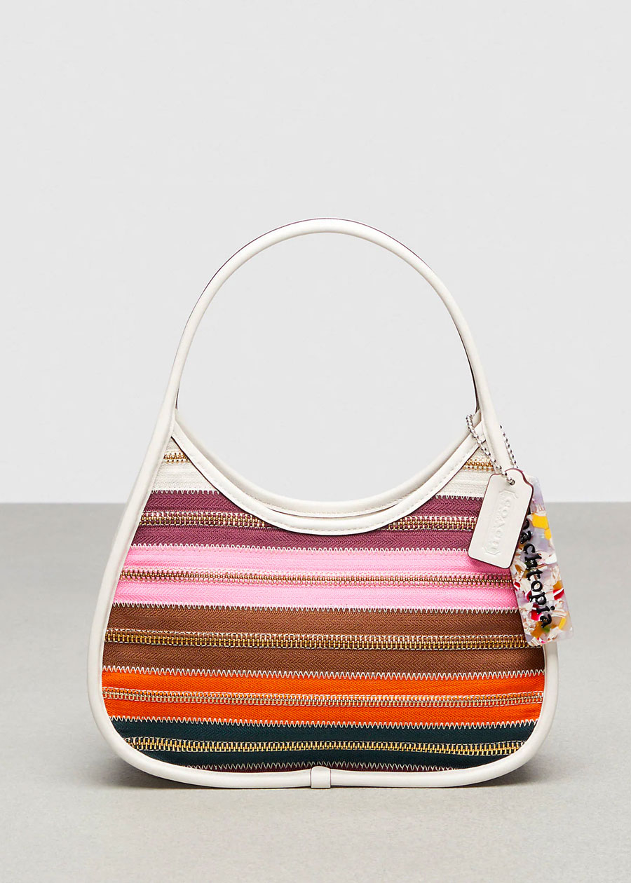 Wavy Dinky In Coachtopia Leather With Strawberry Print