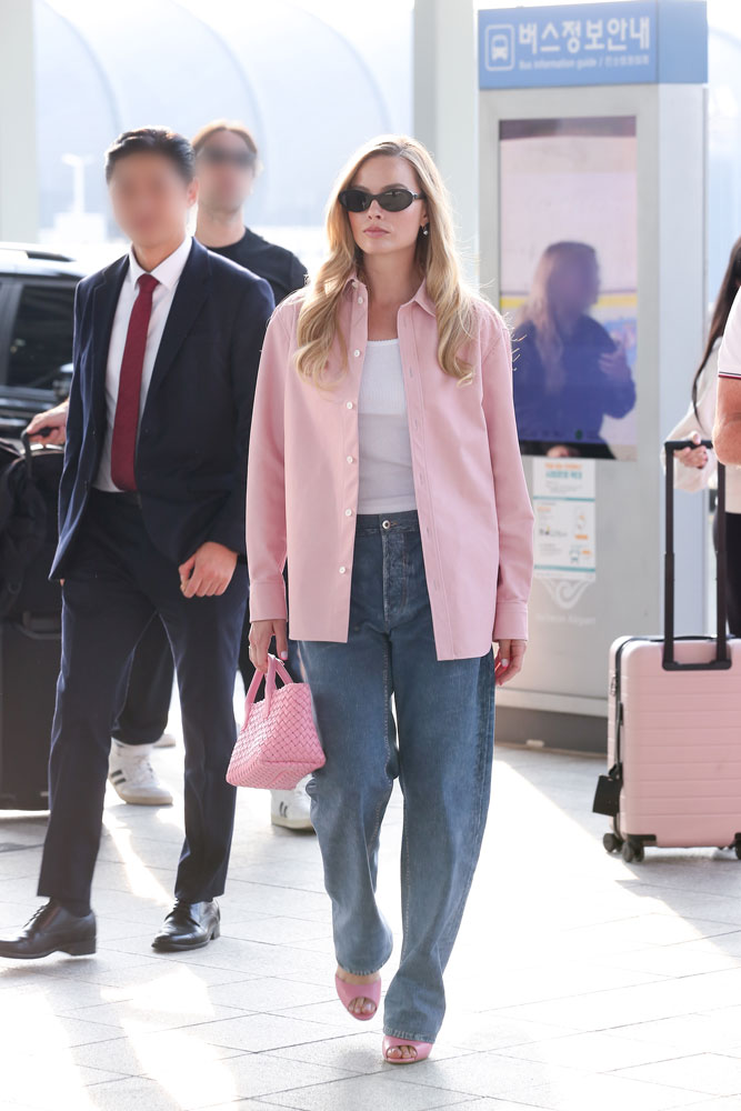 The Many Bags of Margot Robbie - PurseBlog