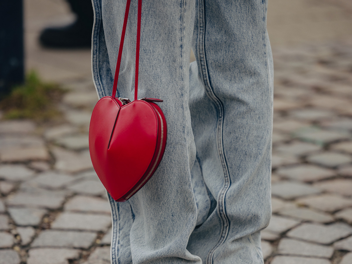 vuitton red heart bag