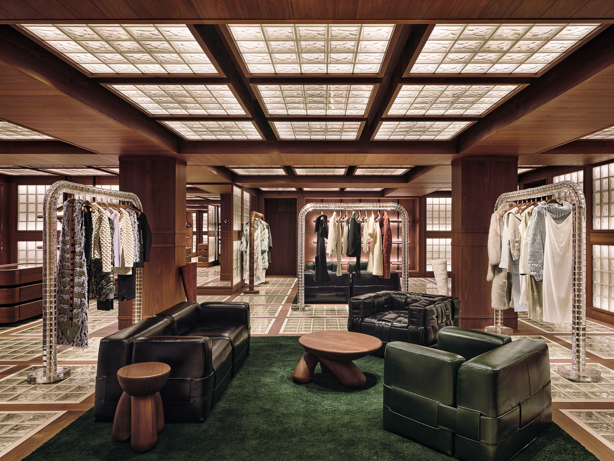 Bottega Veneta Avenue Montaigne Store