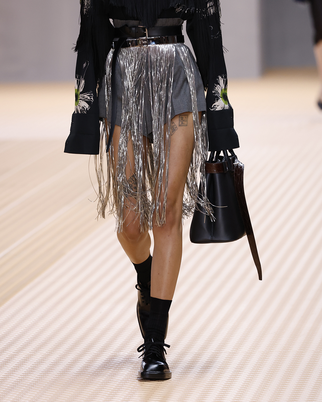 prada bordeaux Spring 24 Detail 12 prada bordeaux Spring 24 Detail 12
