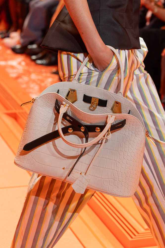 Louis Vuitton Spring-Summer 2022 Runway Bags Collection - Spotted