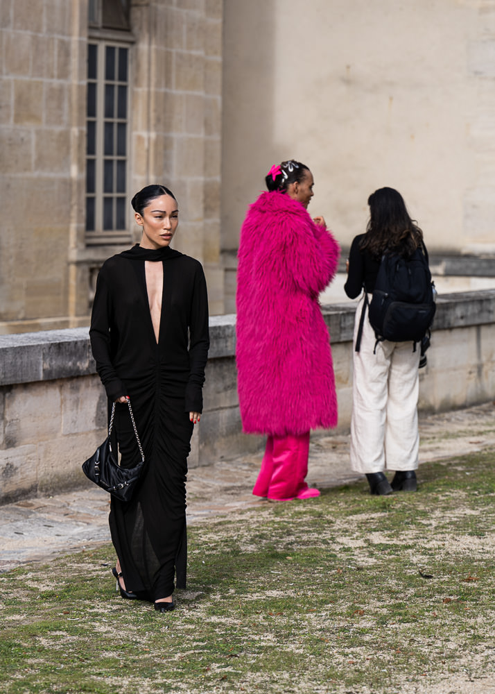 Paris Fashion Week Street Style Bags Borsetta Day 4 22