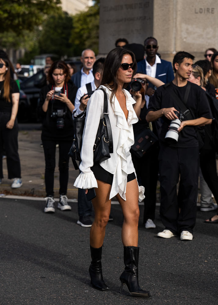 Paris Fashion Week Street Style Bags Borsetta Day 4 28