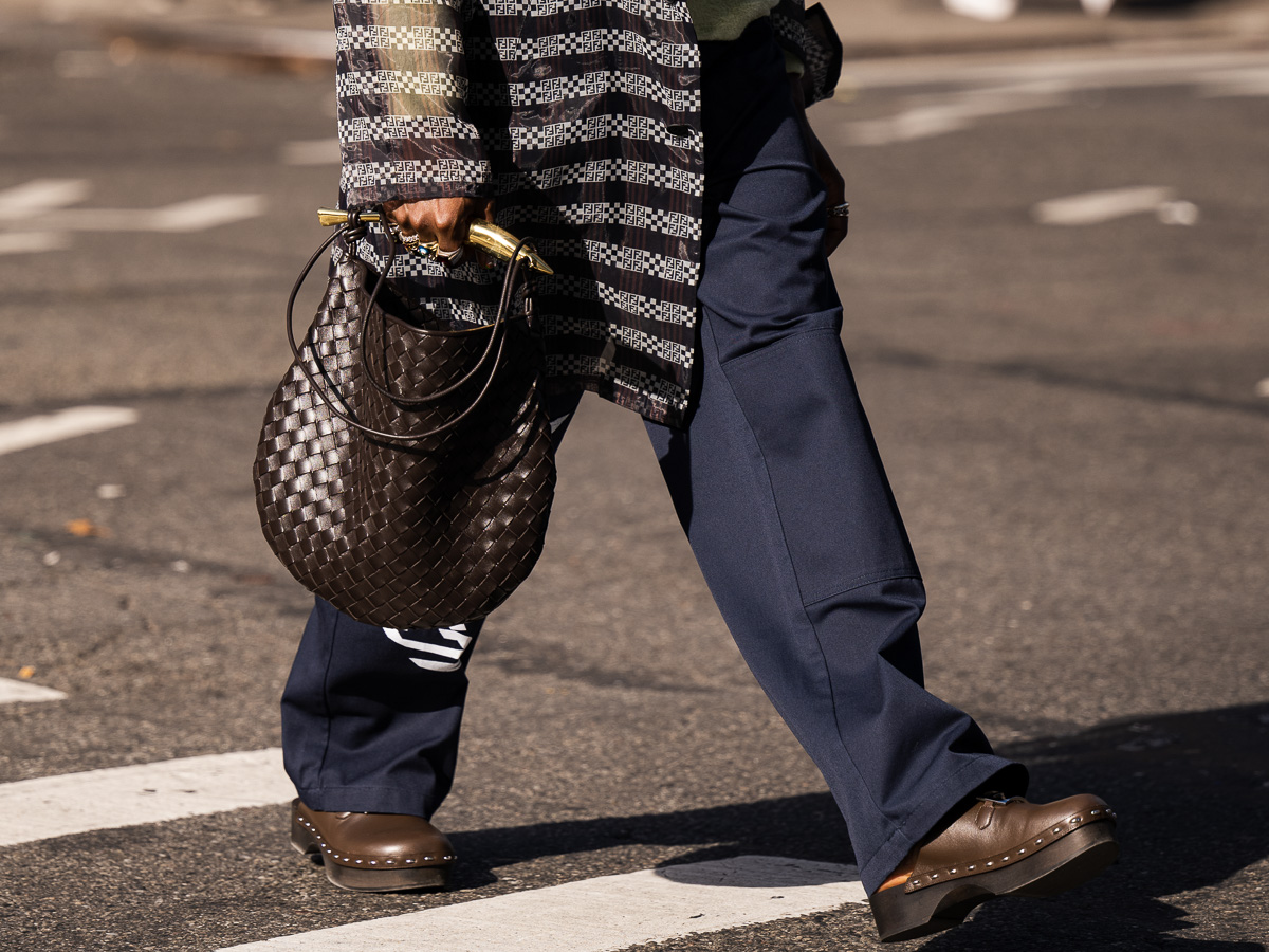 Best Street Style Bags of MFW Fall 2022: Day 1 - PurseBlog