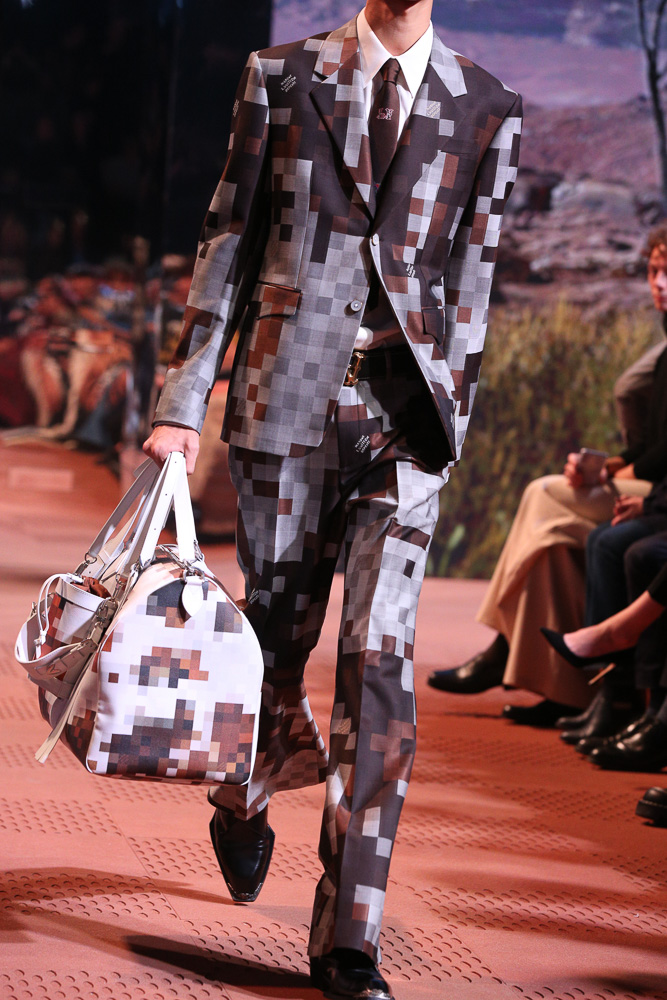 LOUIS VUITTON MEN S Fall 2024 13 LOUIS VUITTON MEN S Fall 2024 13