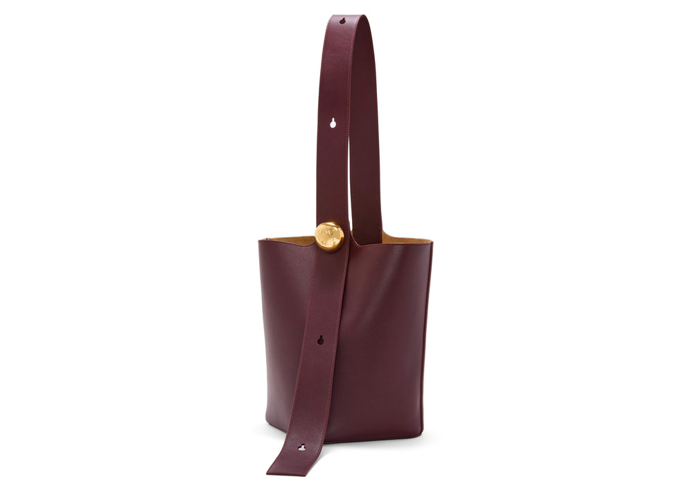 12 of the Best Burgundy Bags to Wear in 2024 - PurseBlog