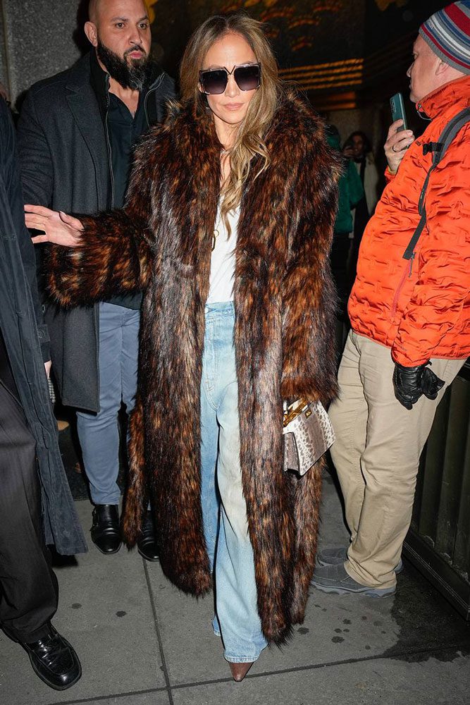 Jennifer Lopez Fendi Peekaboo