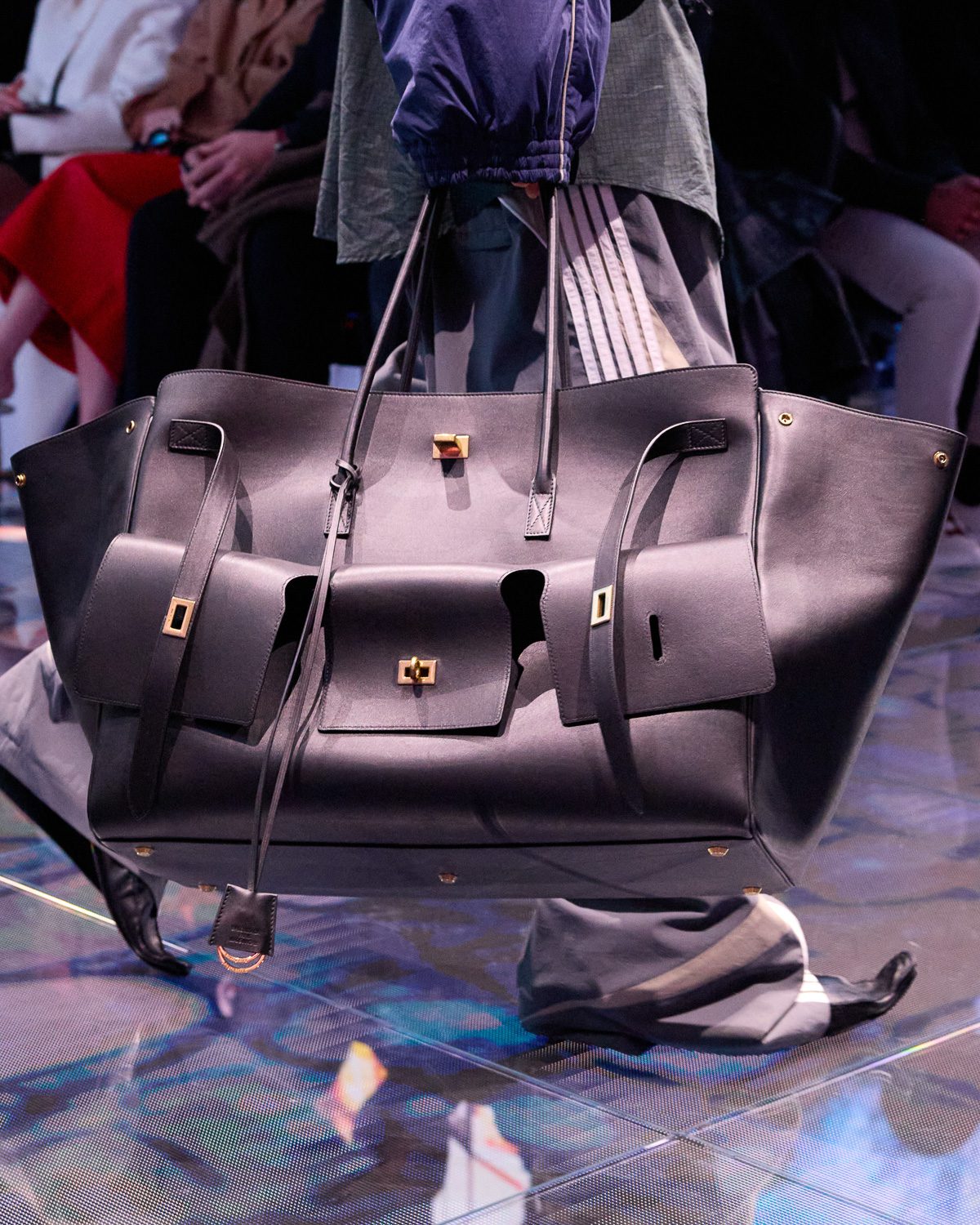 Balenciaga Fall 2024 Runway Bags 13 Balenciaga Fall 2024 Runway Bags 13