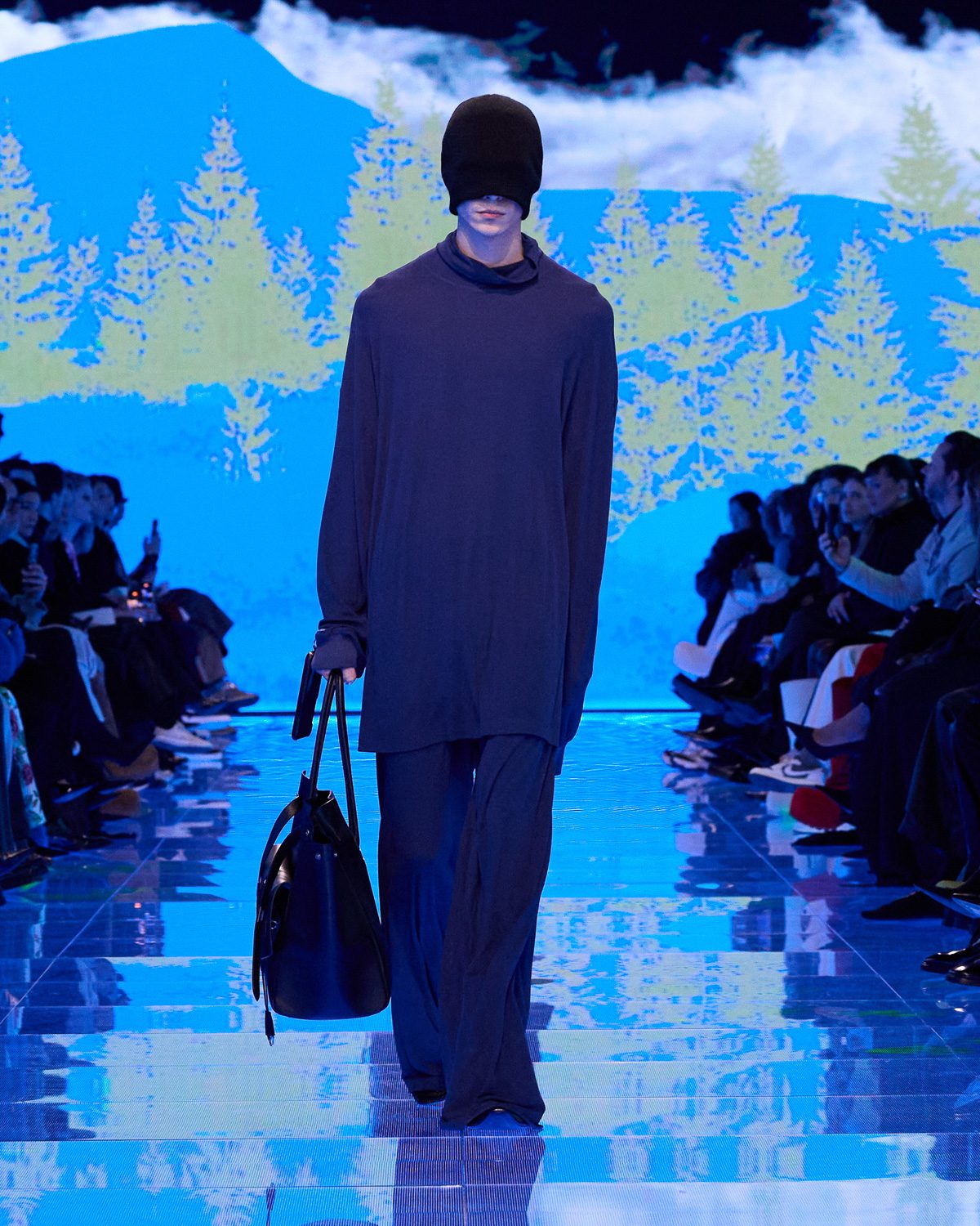 Balenciaga Fall 2024 Runway Bags 6