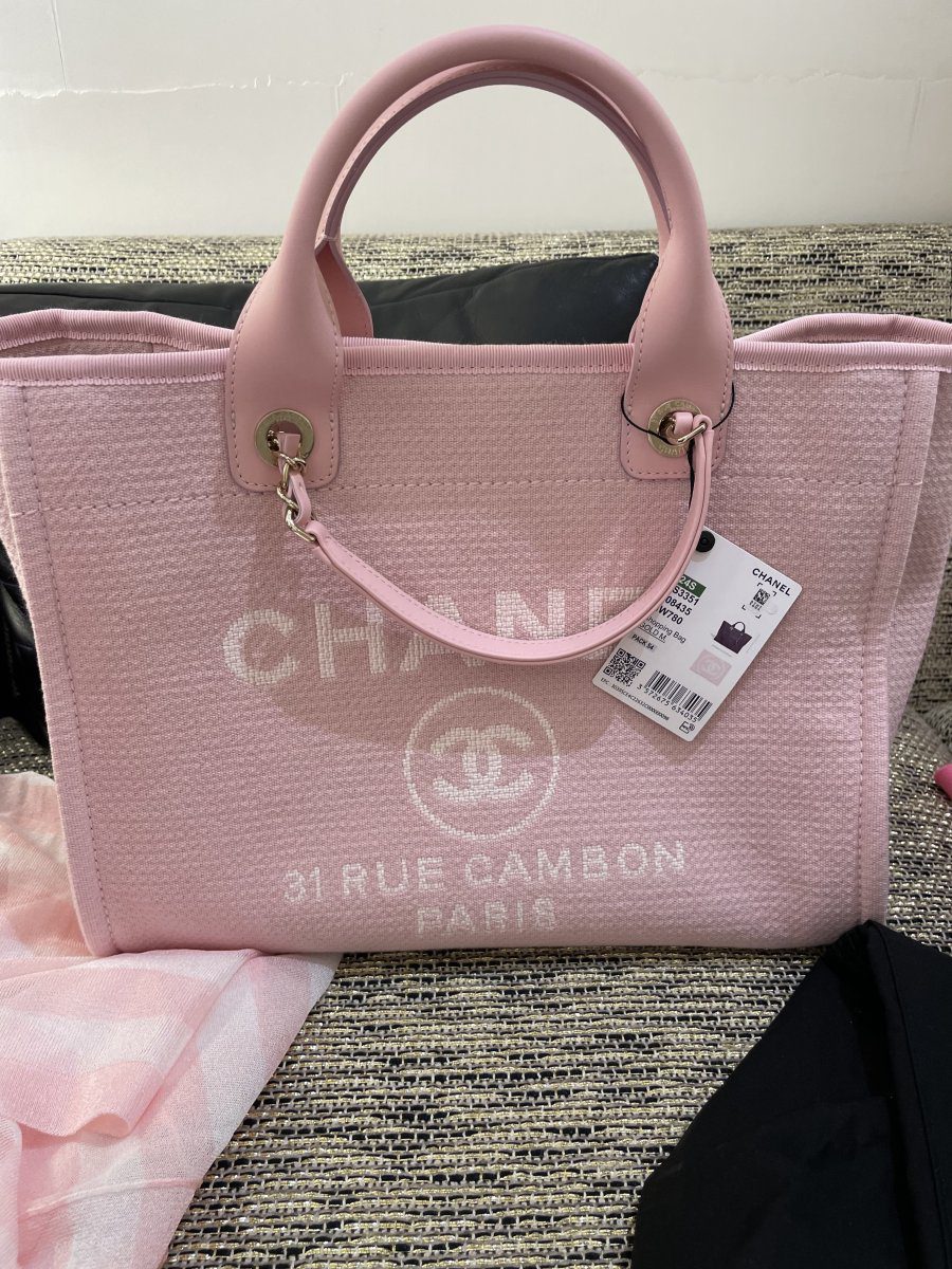 Chanel Deauville in Baby Rosa