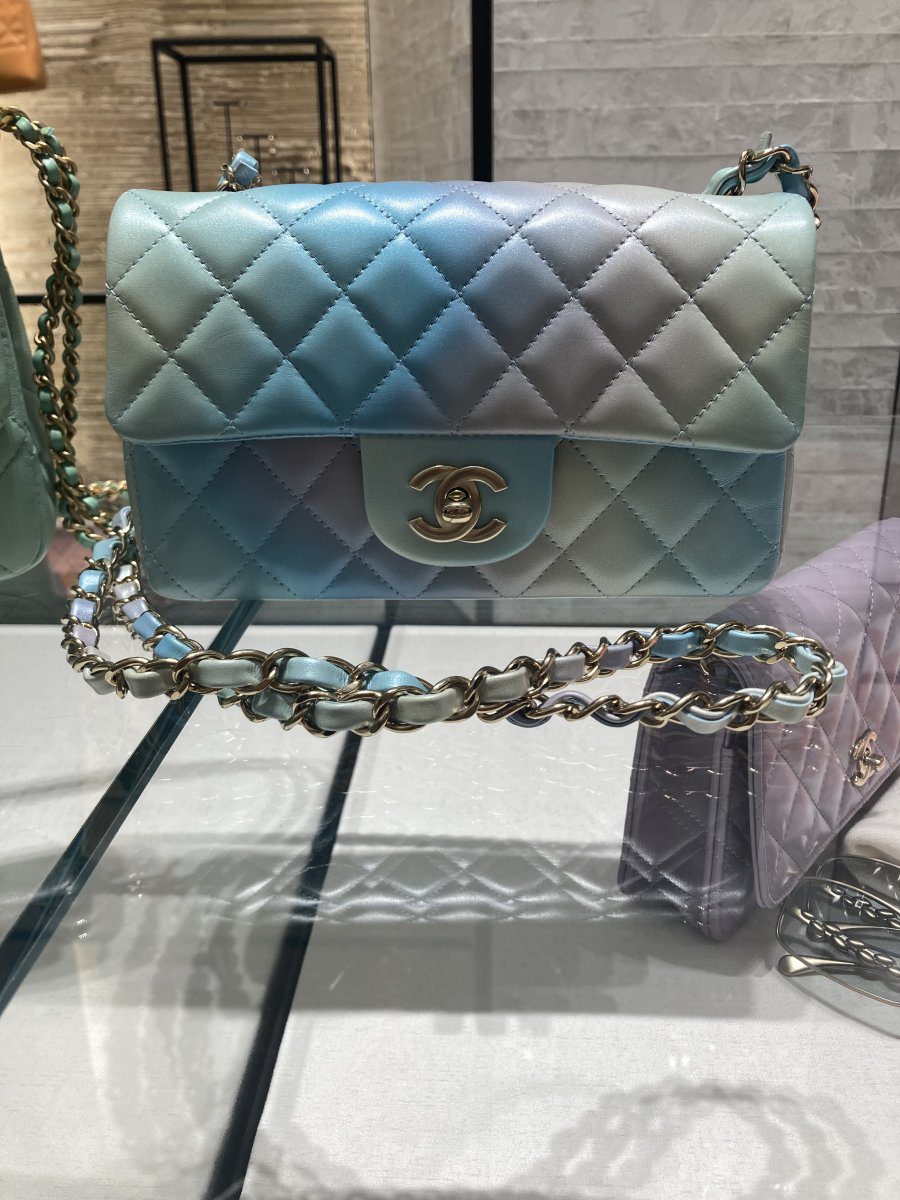 chanel flap bag