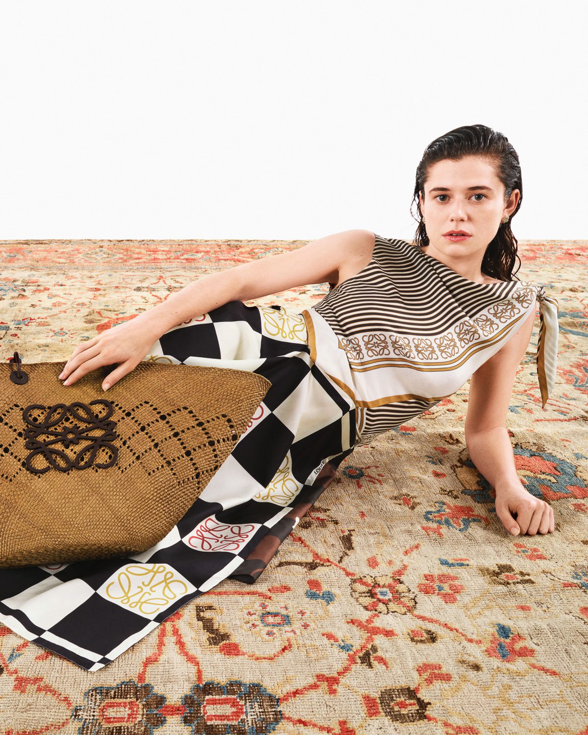 24SS new/LOEWE Paula's Ibizaフォームクロッグ Clogsl Beige Your First Look at Loewe Paula's Ibiza 2024 - PurseBlog