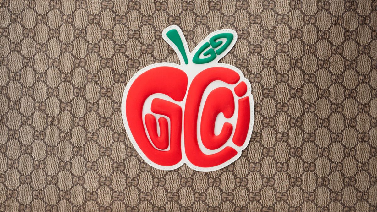 Gucci GG Supreme Kids Apple Tote