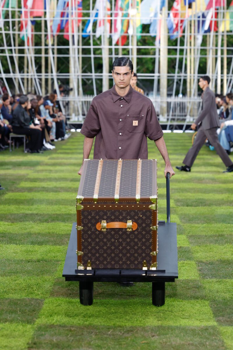 Louis Vuitton Spring 2025 21